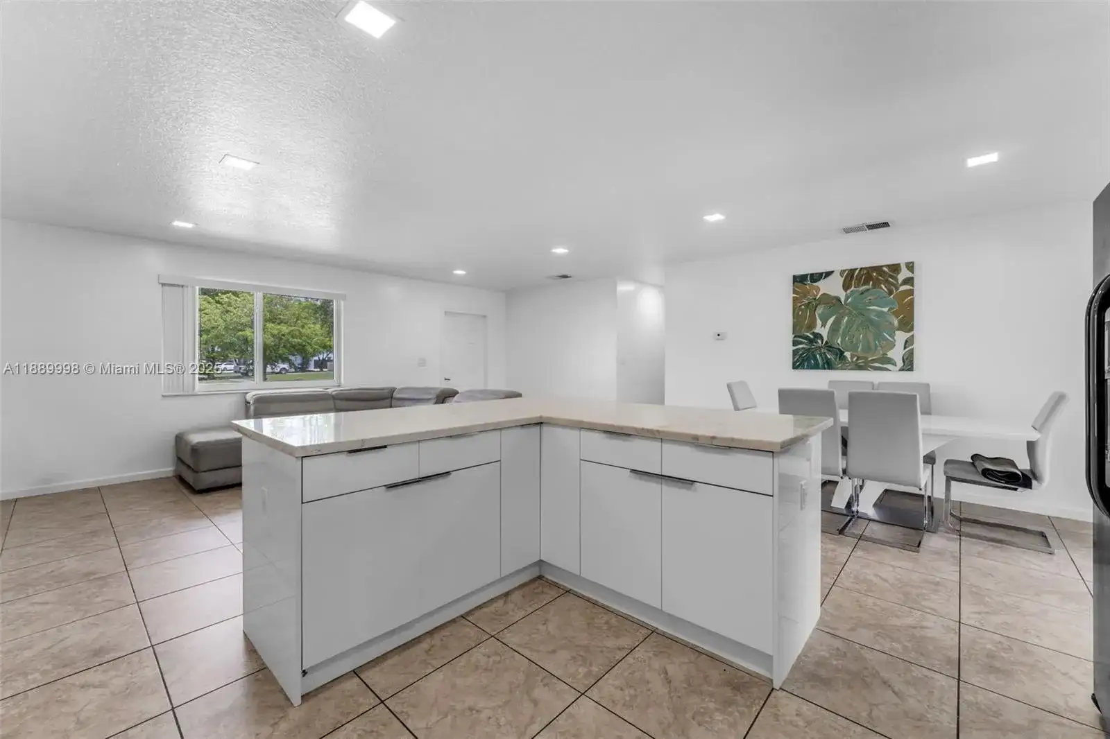 27645 SW 163rd Ave, Homestead FL 33031 photo 4