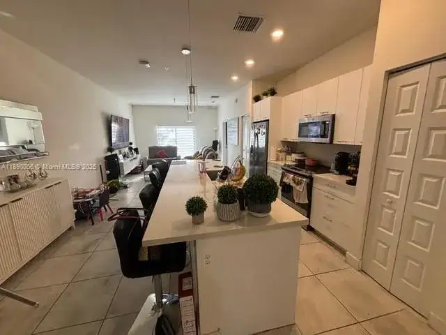 8055 NW 104th Ave # 4, Doral FL 33178 photo 5