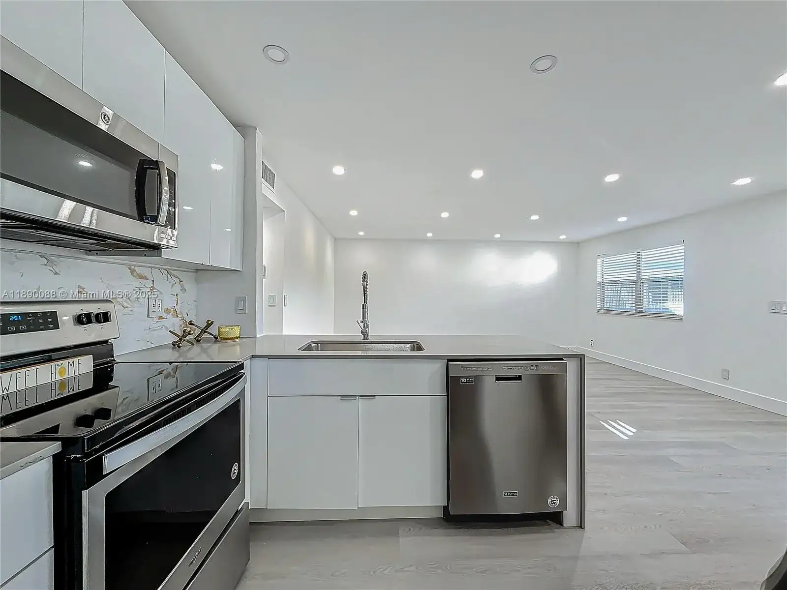 260 Monaco F # F, Delray Beach FL 33446 photo 3