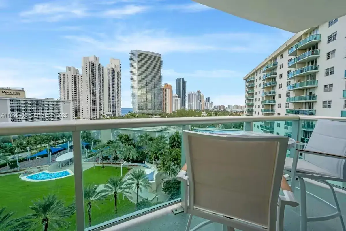 19370 Collins Ave # 1121, Sunny Isles Beach FL 33160