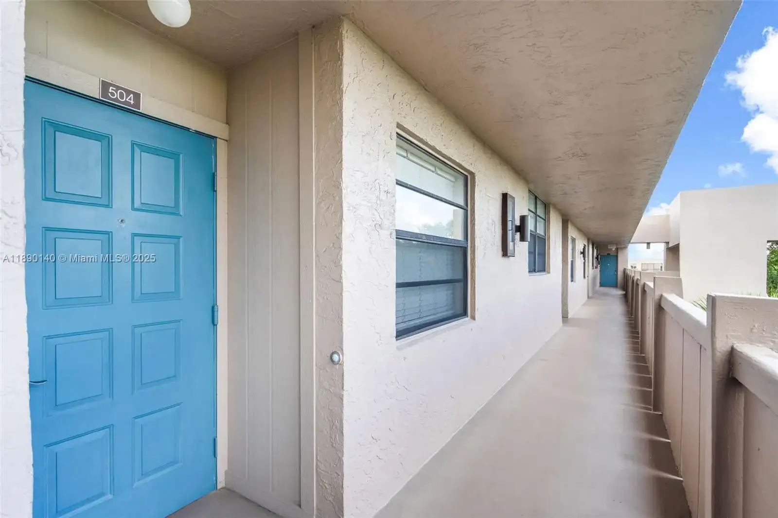 1100 Colony Point Cir # 504, Pembroke Pines FL 33026 photo 4