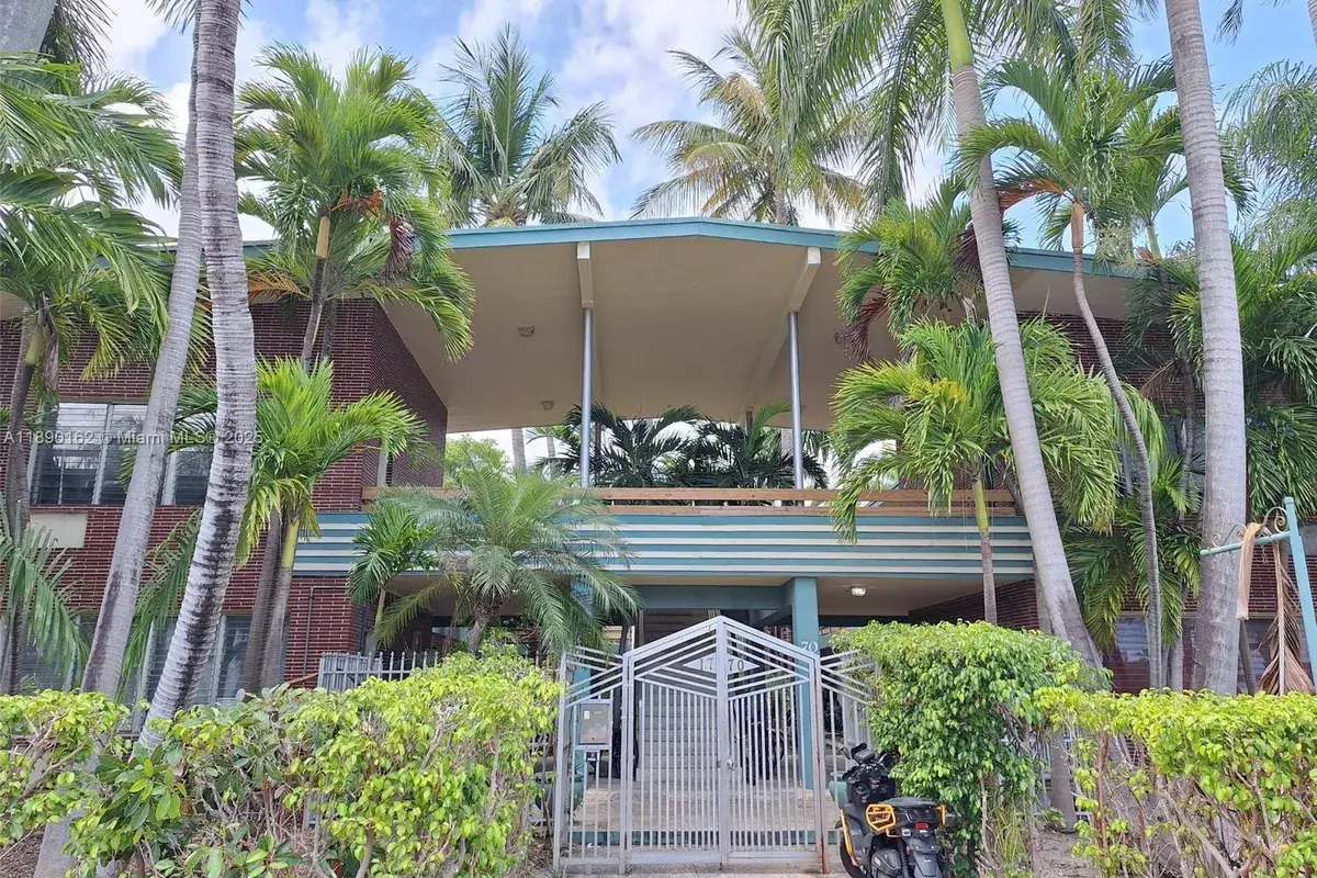 1770 Meridian Ave, Miami Beach FL 33139