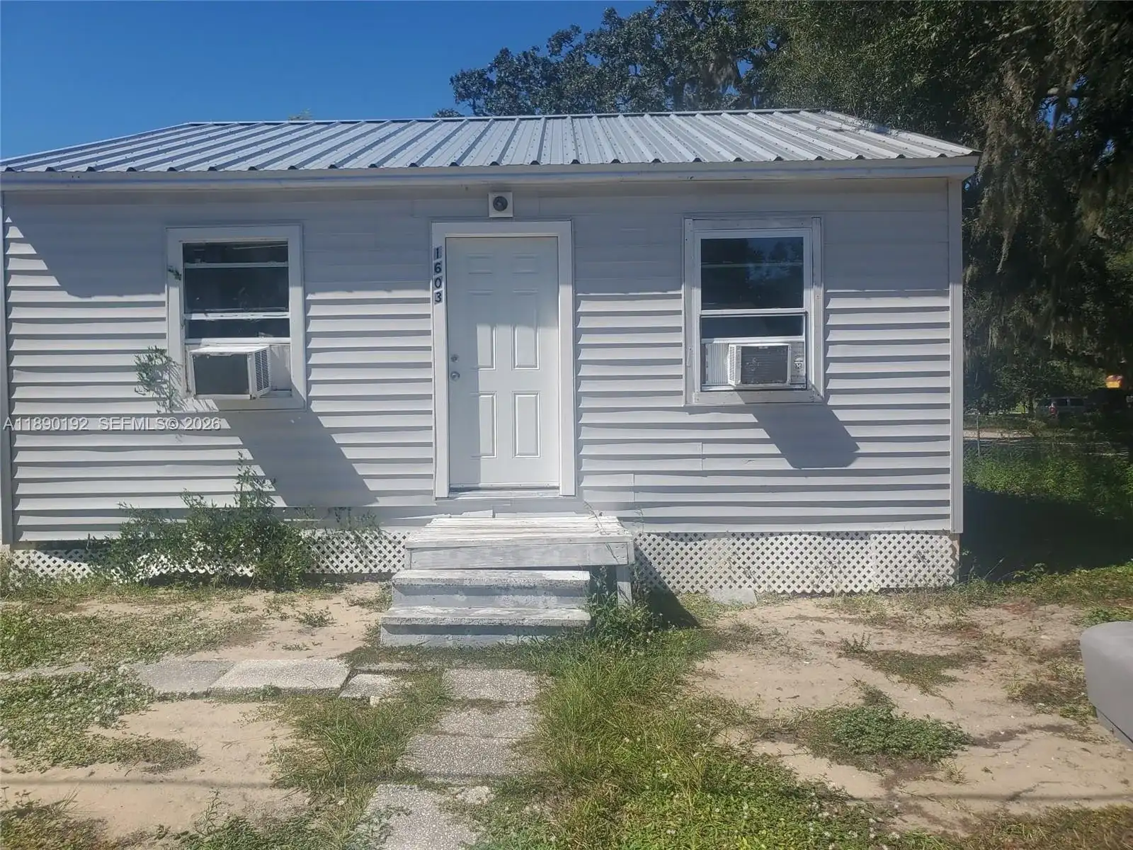 1603 ROSELAND, Sebring FL 33870