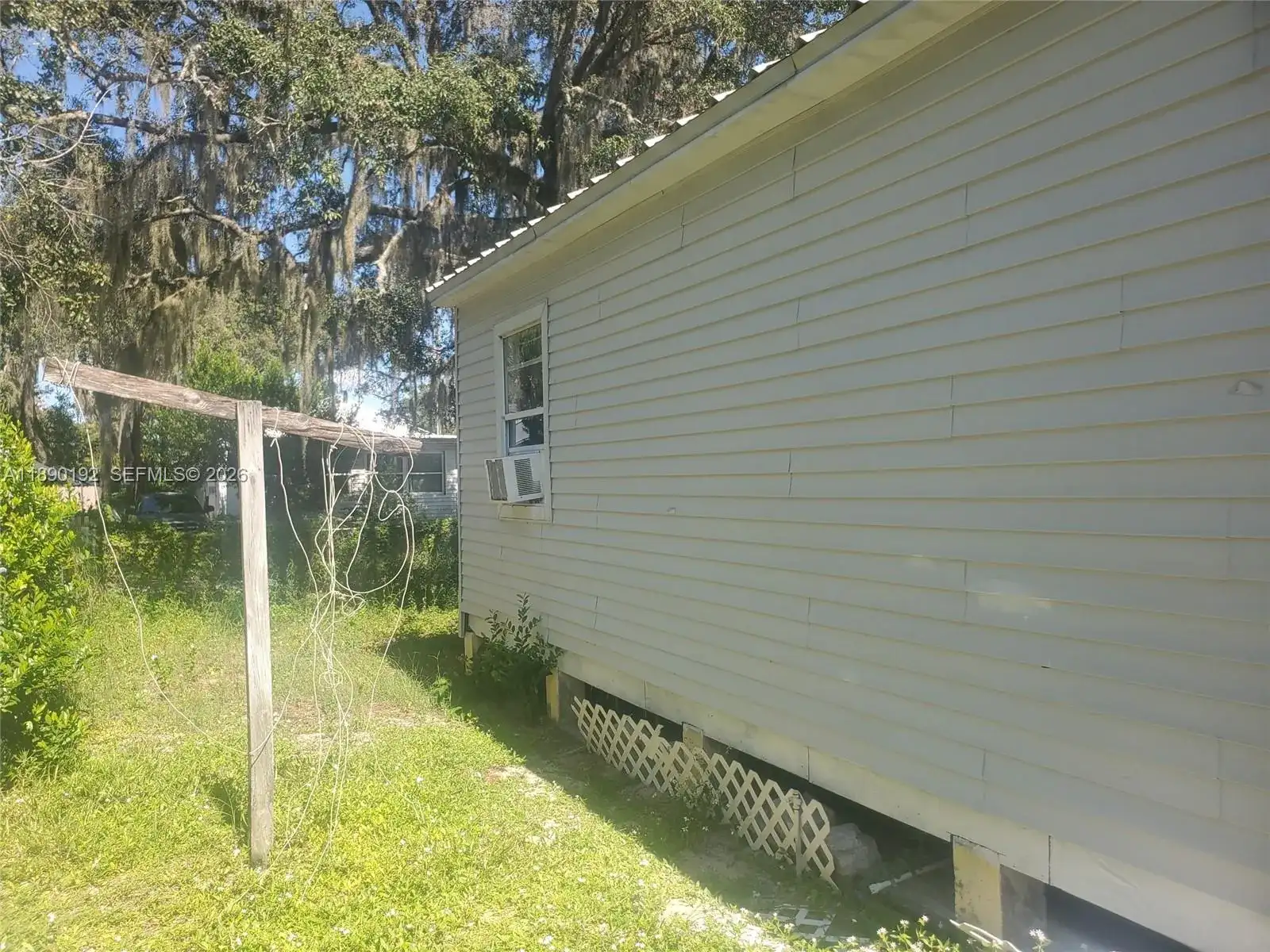 1603 ROSELAND, Sebring FL 33870 photo 2