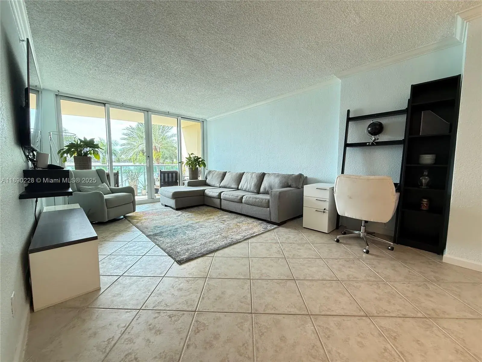 2501 S Ocean Dr # 330, Hollywood FL 33019