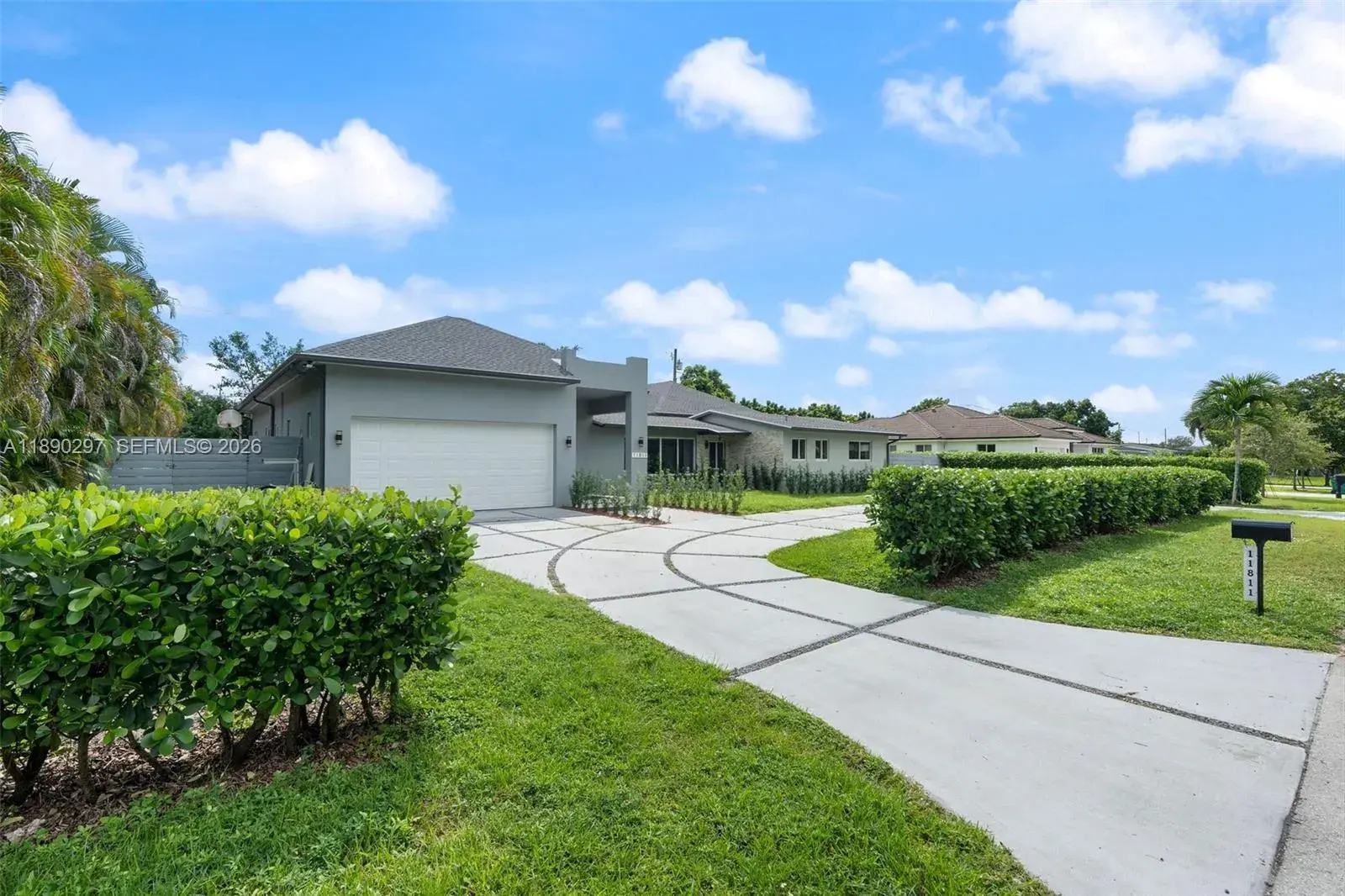 11811 SW 82 Rd, Miami FL 33156