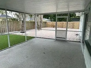 931 NE 23rd St, Pompano Beach FL 33064 photo 4
