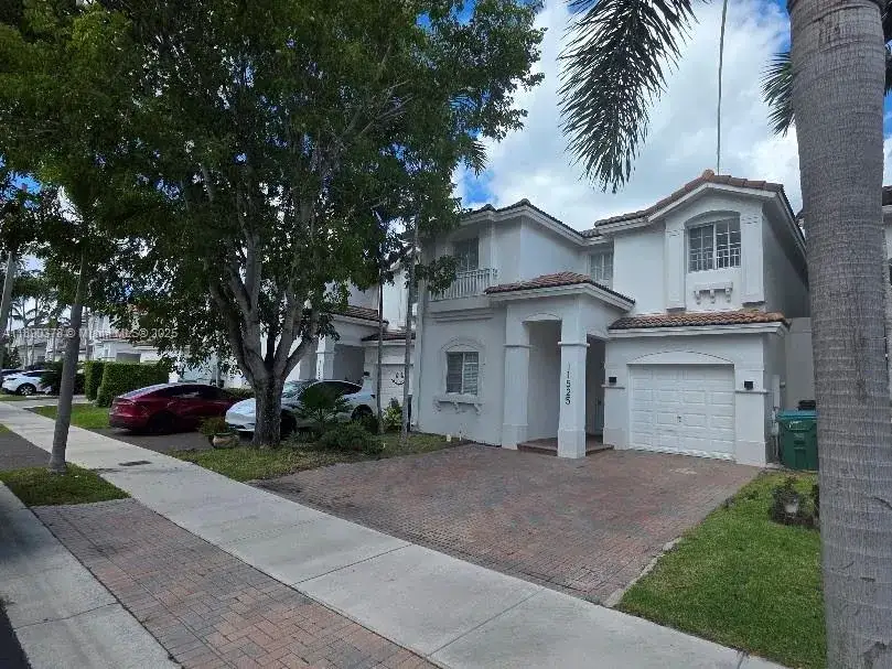 11525 NW 71st St # 11525, Doral FL 33178