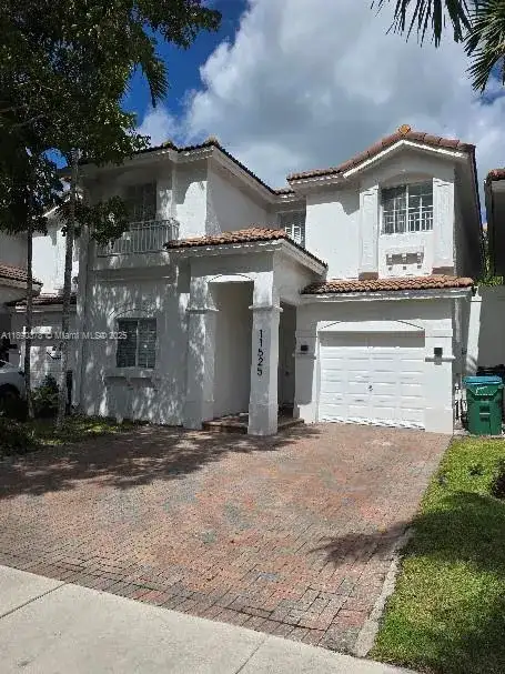 11525 NW 71st St # 11525, Doral FL 33178 photo 2
