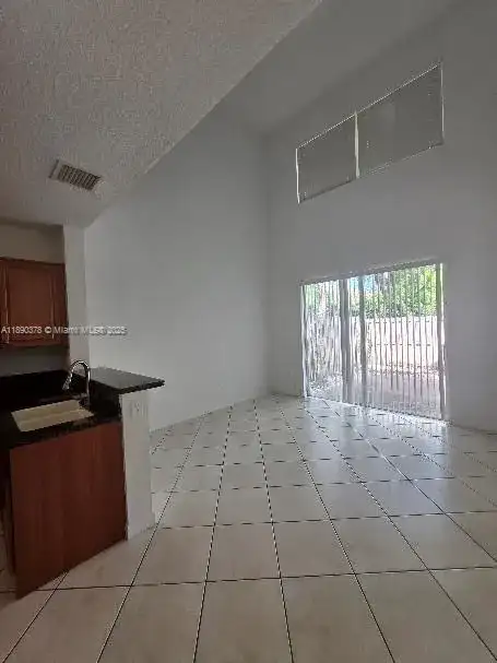 11525 NW 71st St # 11525, Doral FL 33178 photo 5