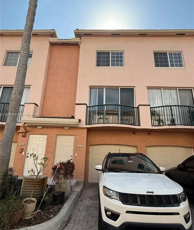 2107 SE 10th Ave # 827, Fort Lauderdale FL 33316