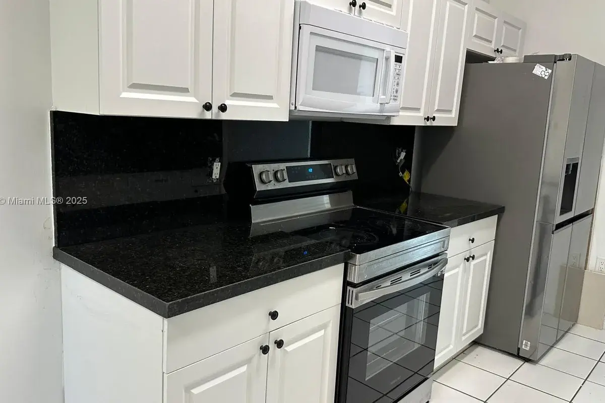 21240 NE 9th Ct # 1, Miami FL 33179