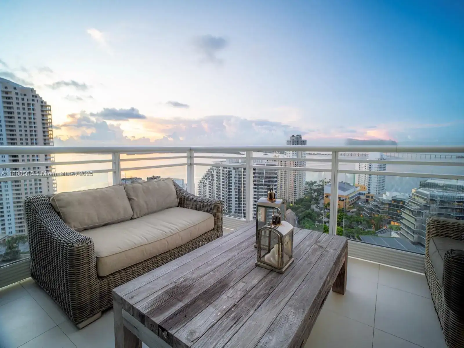 900 Brickell Key Blvd # 2204, Miami FL 33131 photo 3