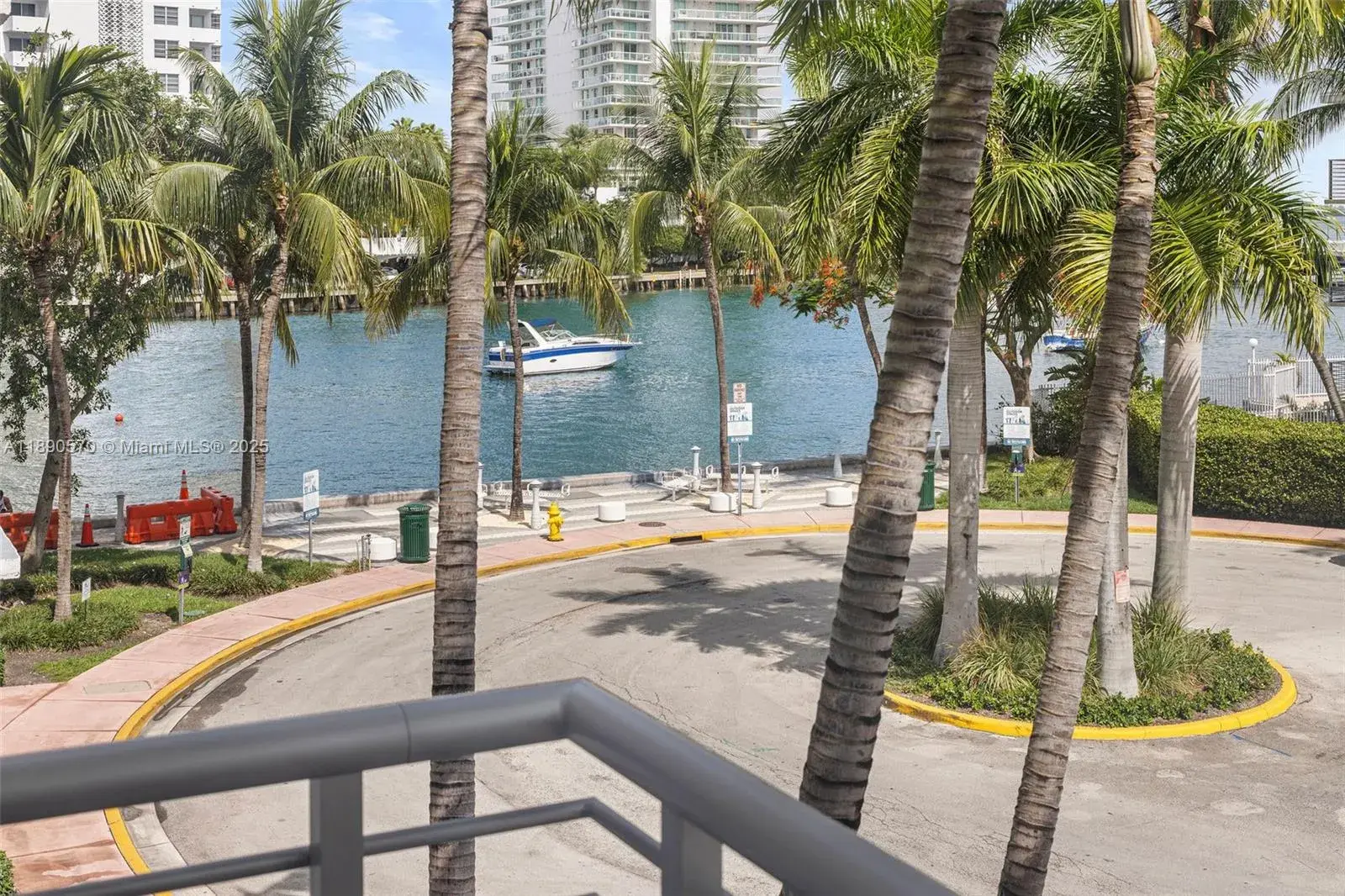 1450 Lincoln Rd # 304, Miami Beach FL 33139