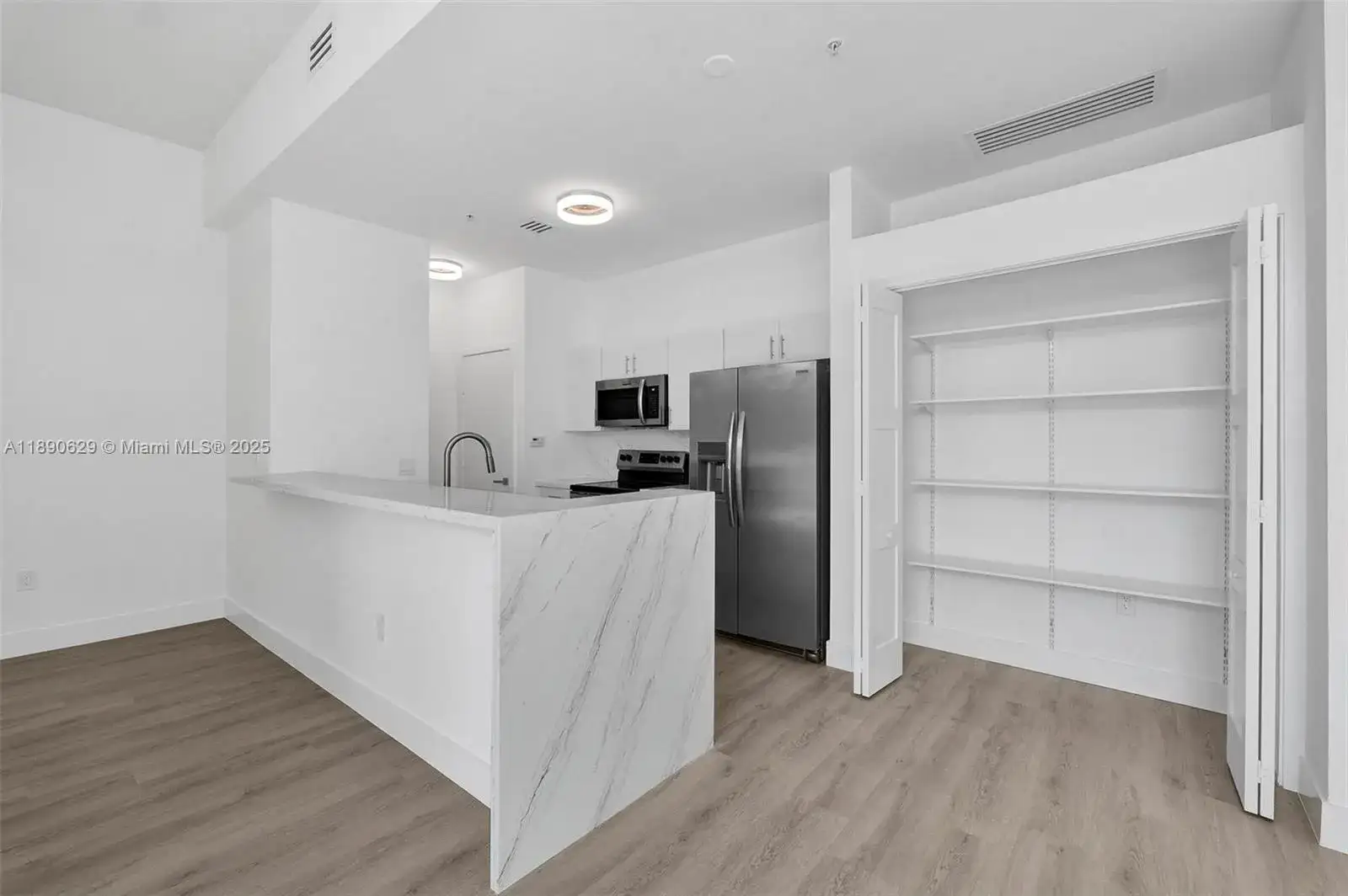 1871 NW S River Dr # 501, Miami FL 33125 photo 2