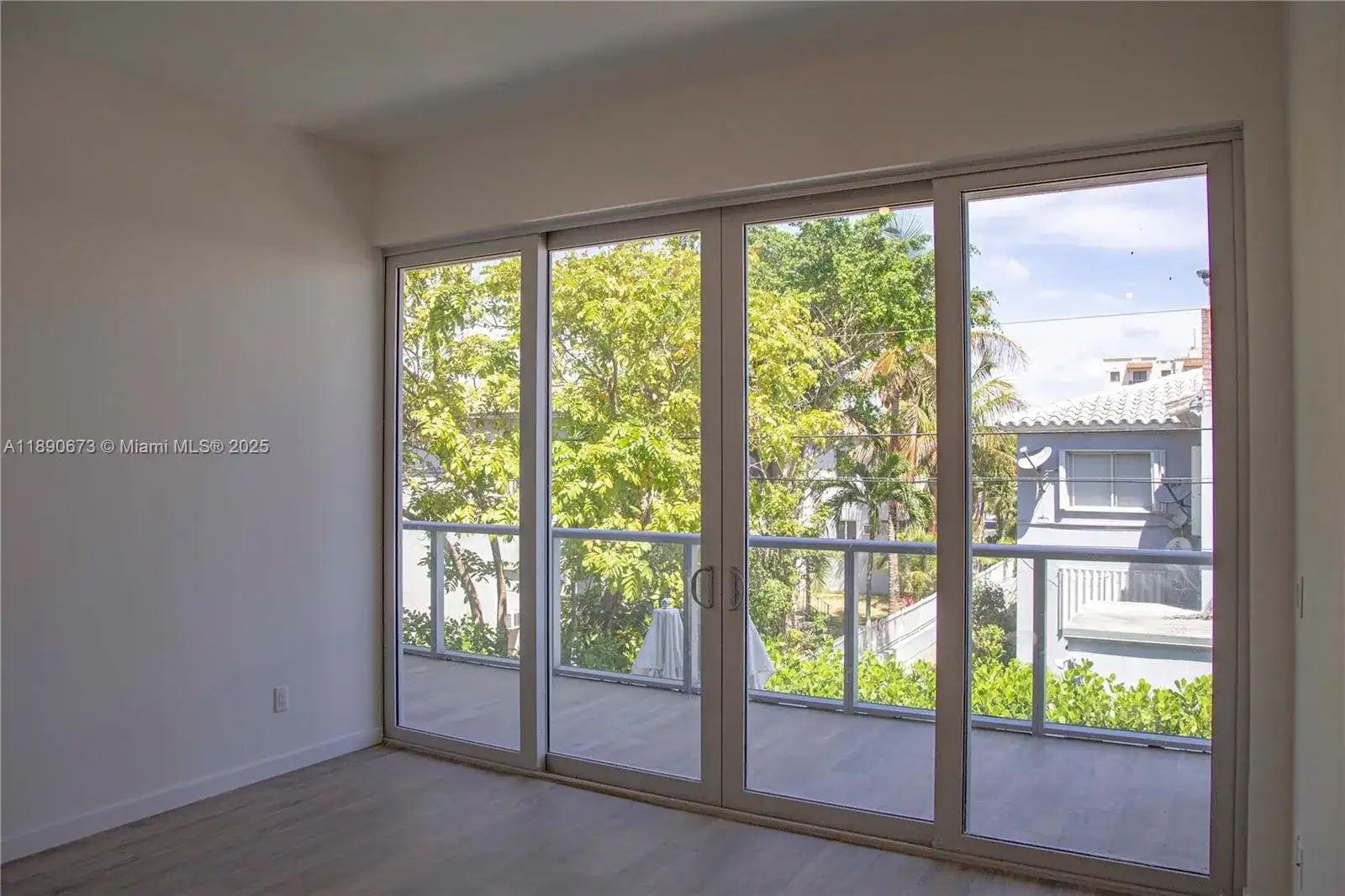 529 SW 11th St # 203, Miami FL 33129 photo 2