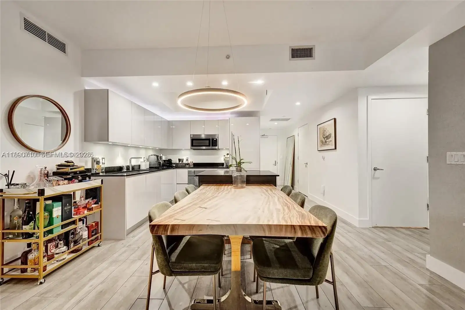 1010 Brickell Ave # 4009, Miami FL 33131 photo 4