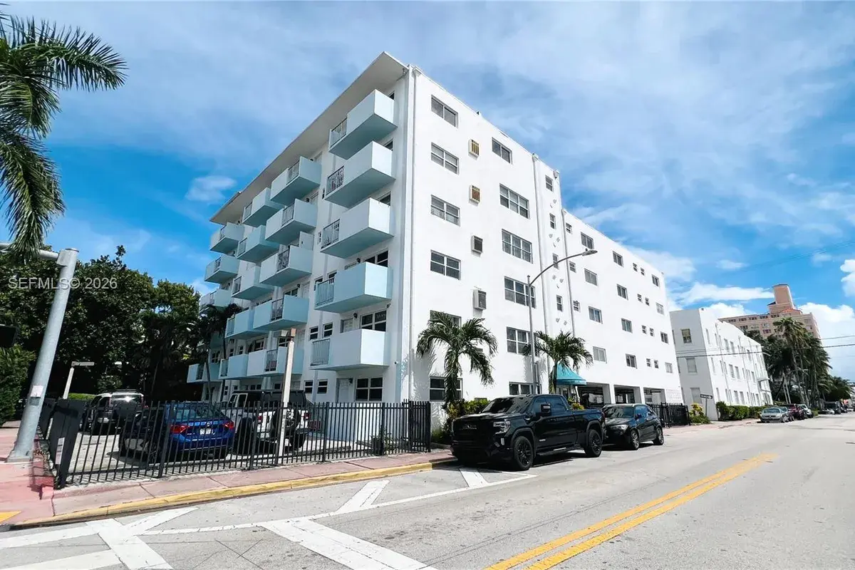 801 Meridian Ave # 1A, Miami Beach FL 33139