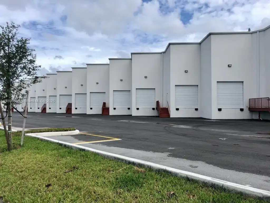 13202 NW 107th Ave # 5, Hialeah Gardens FL 33018 photo 3