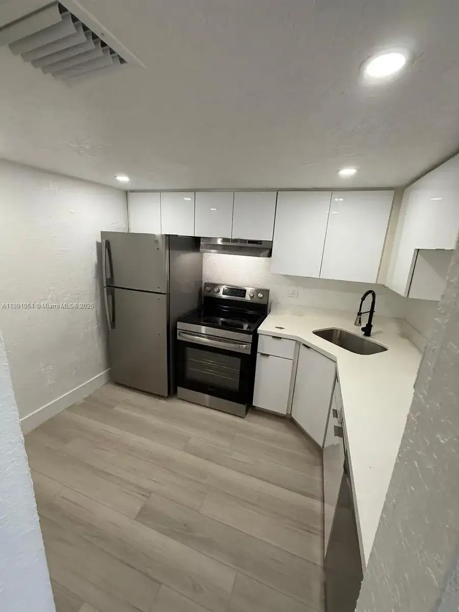 2655 NW 60th Way # 195, Sunrise FL 33313 photo 2