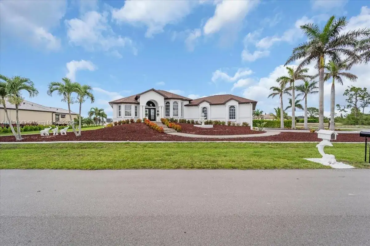 4213 NW 28th ST, Other City - In The State Of Florida FL 33993 photo 3
