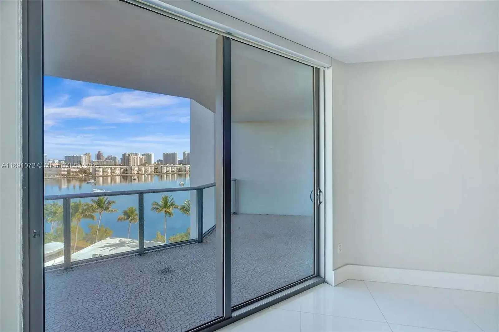 17301 Biscayne Blvd # 708, North Miami Beach FL 33160 photo 5