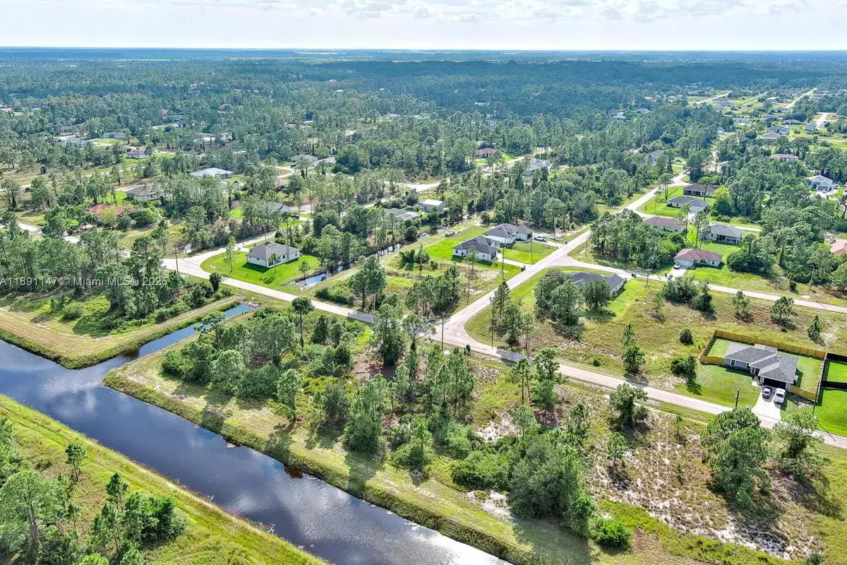 745 Troy Ave, Lehigh Acres FL 33974