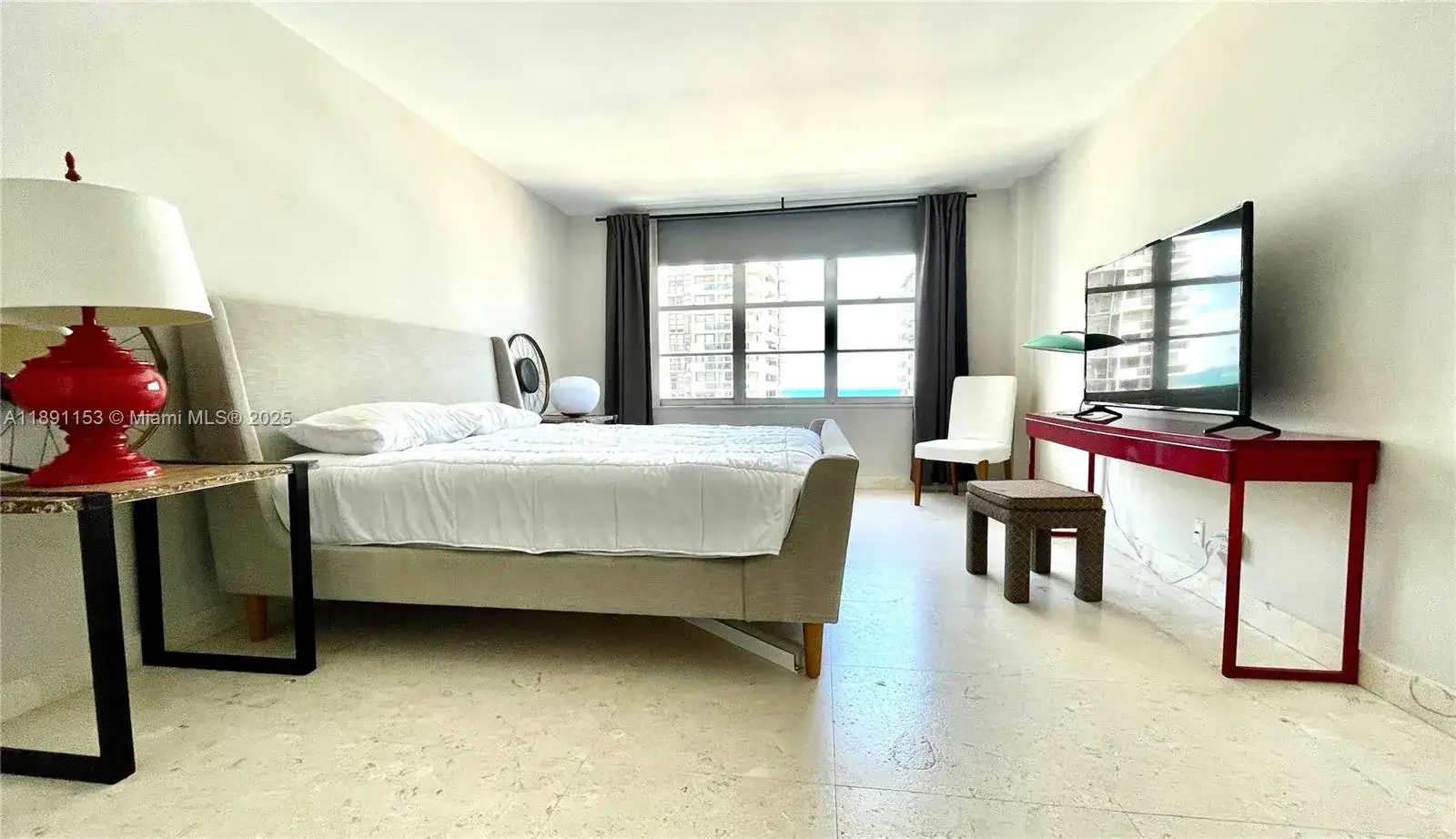 5700 Collins Ave # 11A, Miami Beach FL 33140 photo 3