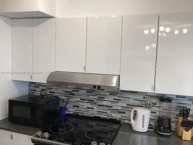 3133 S Ocean Dr # 118, Hallandale Beach FL 33009 photo 4