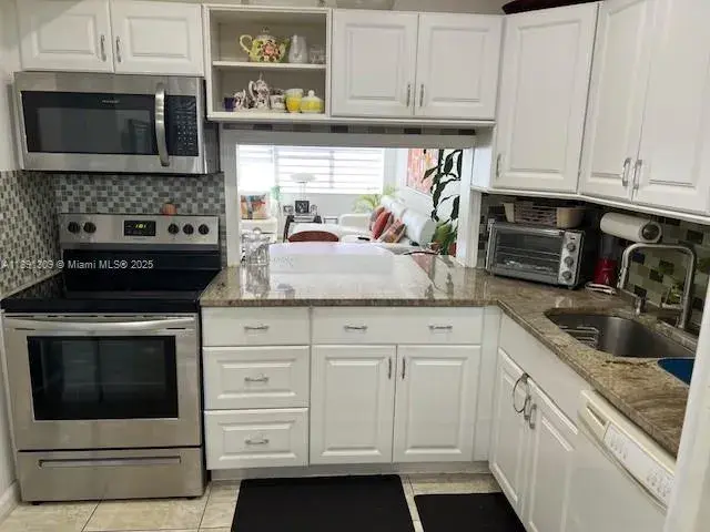 329 SE 3rd St # 304S, Hallandale Beach FL 33009