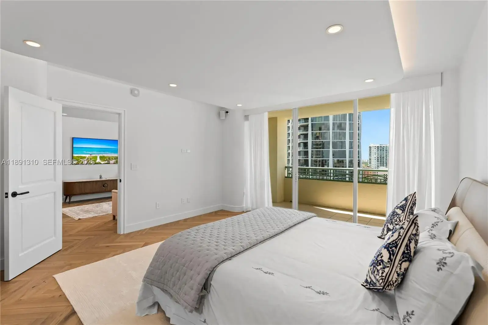 3350 SW 27th Ave # 1503, Coconut Grove FL 33133