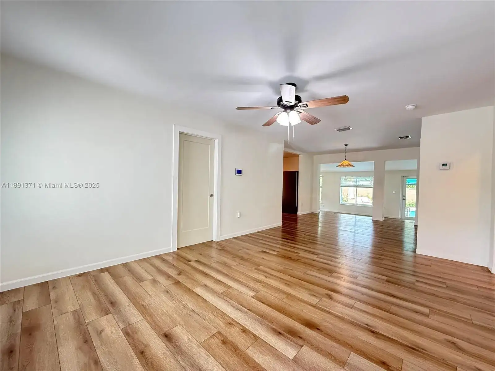 2625 SW 67th Ave, Miami FL 33155 photo 3