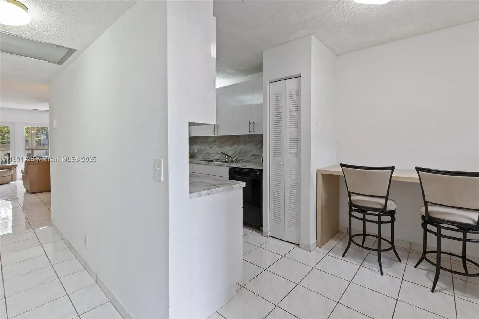 1251 SW 125th Ave # 211T, Pembroke Pines FL 33027 photo 5