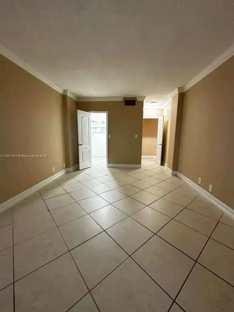 1455 N Treasure Dr # 2N, North Bay Village FL 33141