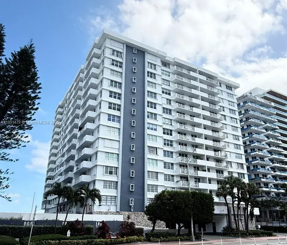 5825 Collins Ave # 7B, Miami Beach FL 33140
