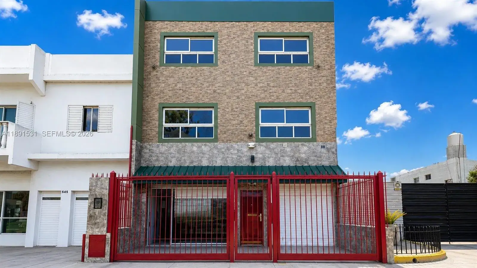 5445 Av. de los Trabajadores, MAR del PLATA ARGENTINA, FL 7600
