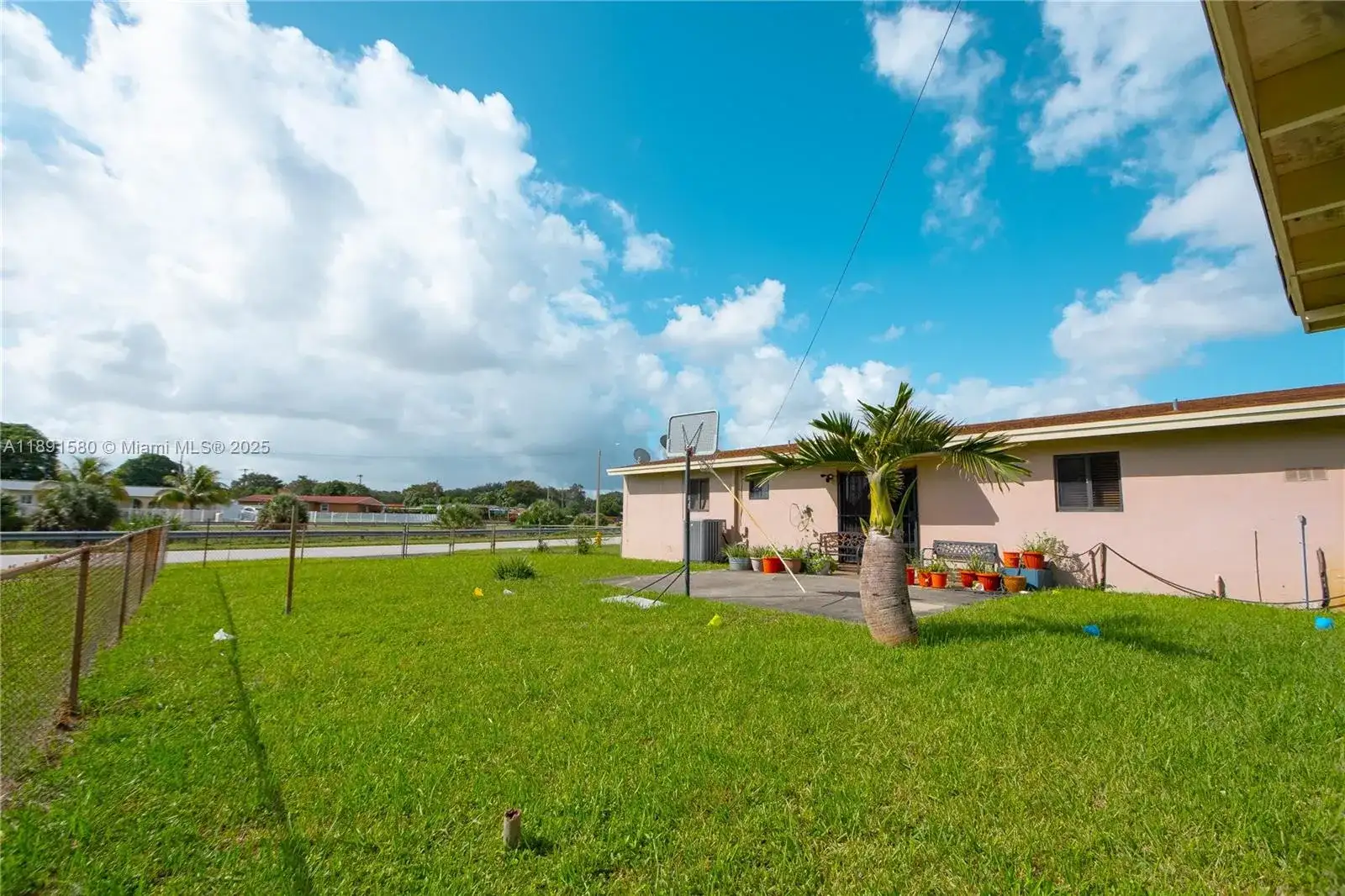 17911 NW 42nd Pl, Miami Gardens FL 33055 photo 2