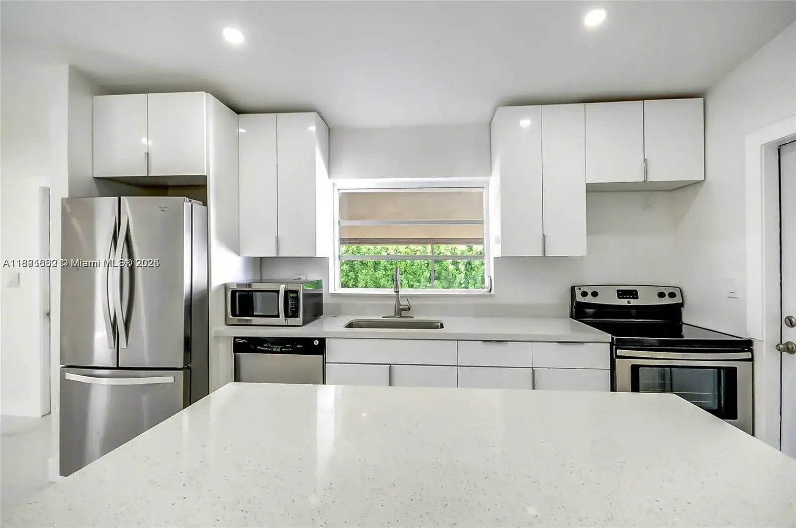 14465 SW 290th Ter, Homestead FL 33033 photo 3