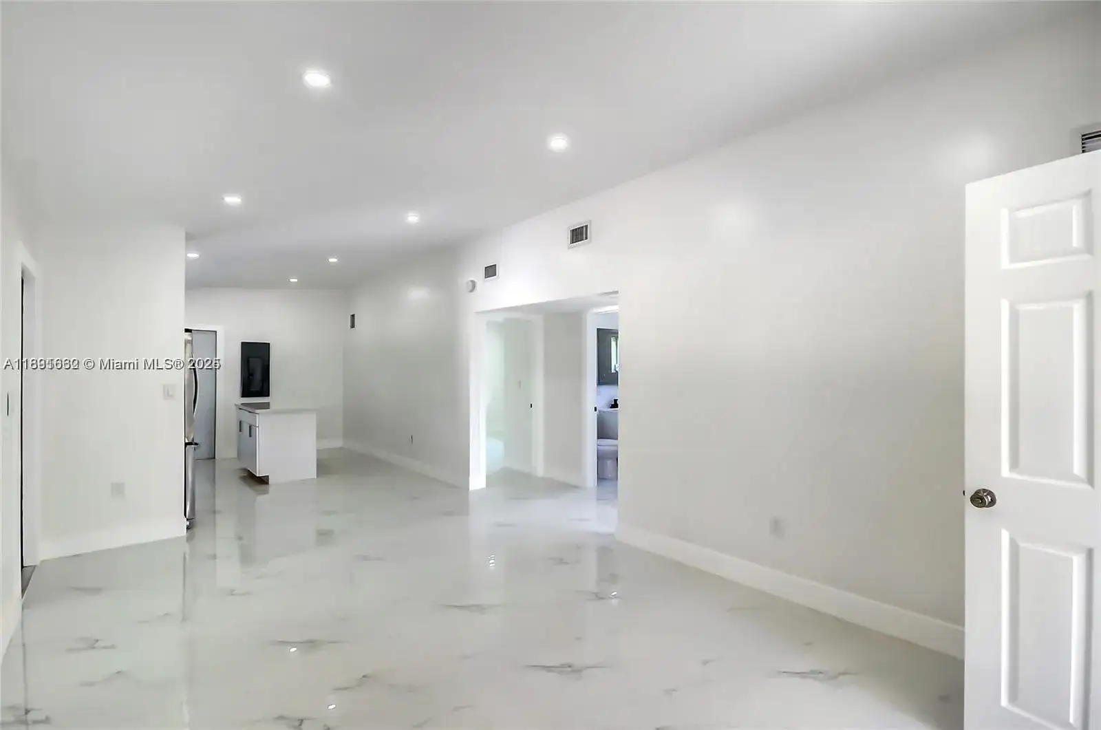14465 SW 290th Ter, Homestead FL 33033 photo 5