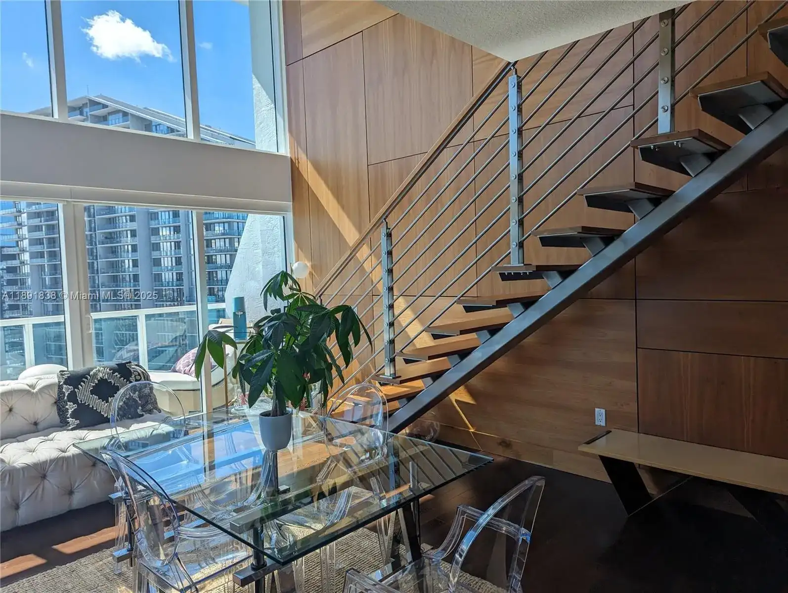 41 SE 5th St # 2302, Miami FL 33131 photo 2
