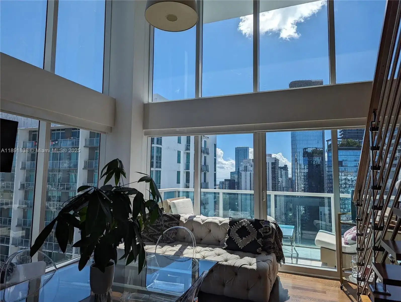41 SE 5th St # 2302, Miami FL 33131 photo 5