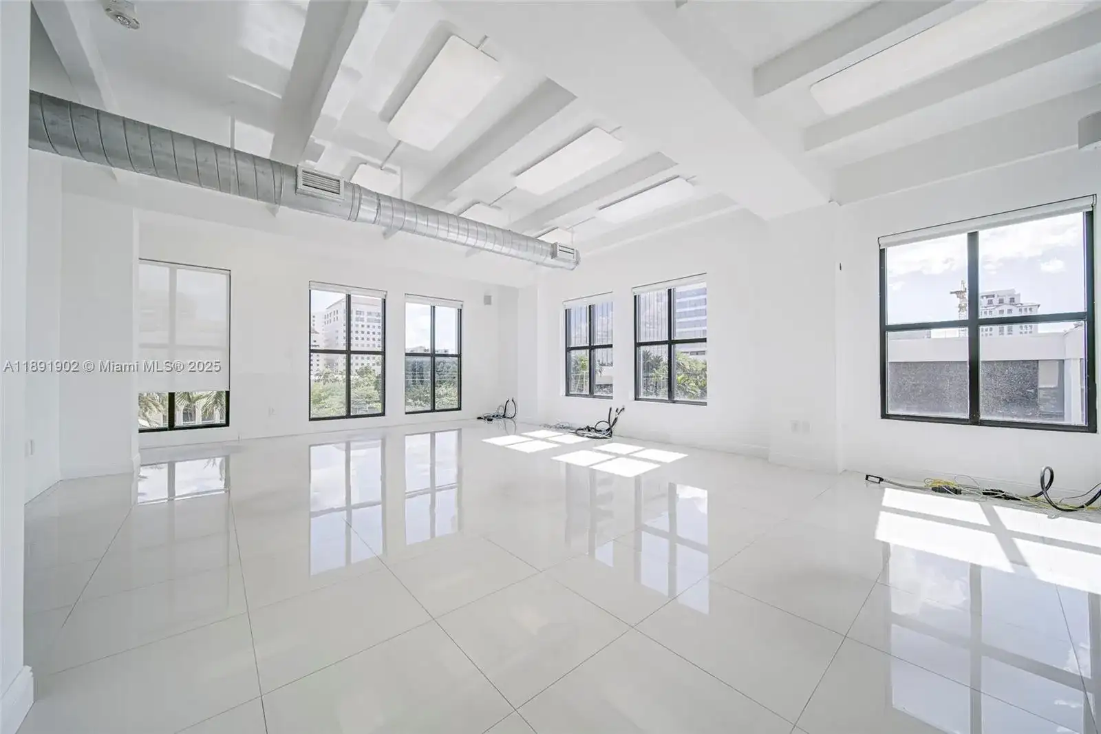 814 Ponce De Leon Blvd # 304, Coral Gables FL 33134 photo 3