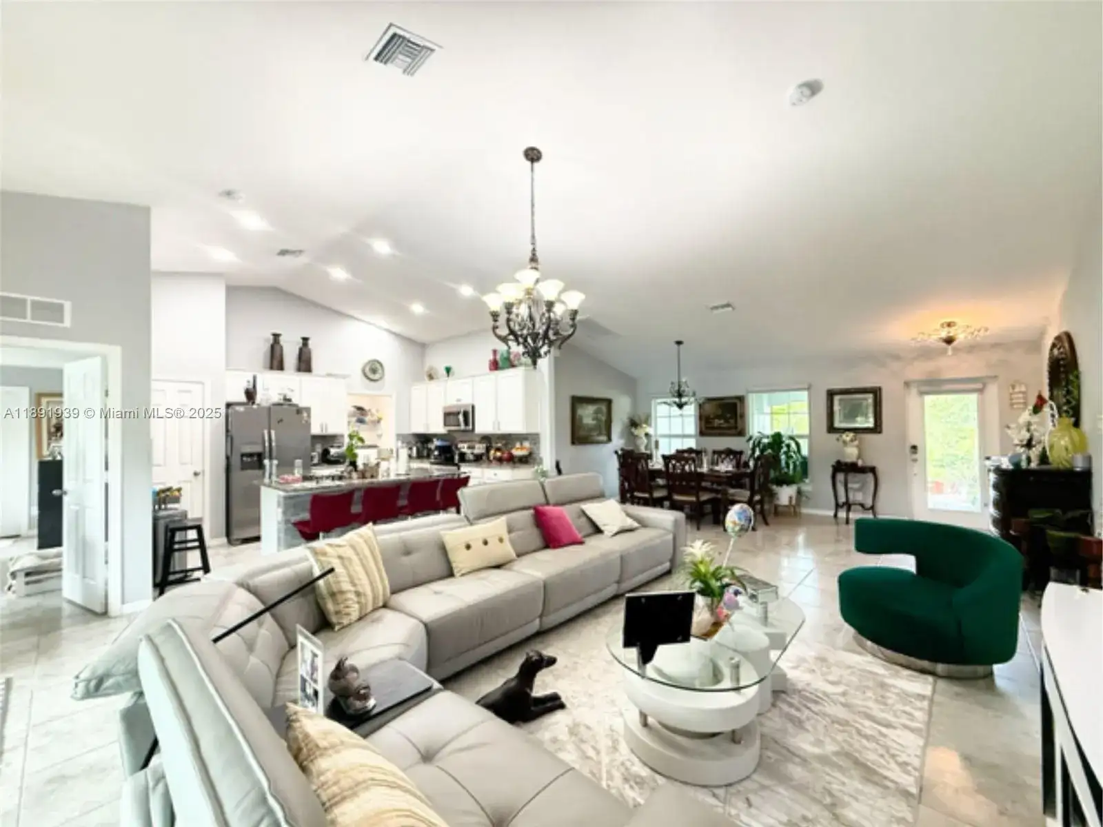 4157 NW 40th ave, Cape Coral FL 33993 photo 4