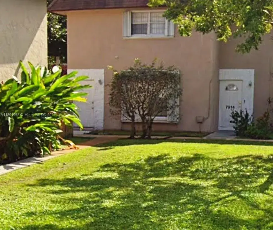 7912 Kimberly Blvd # 301, North Lauderdale FL 33068