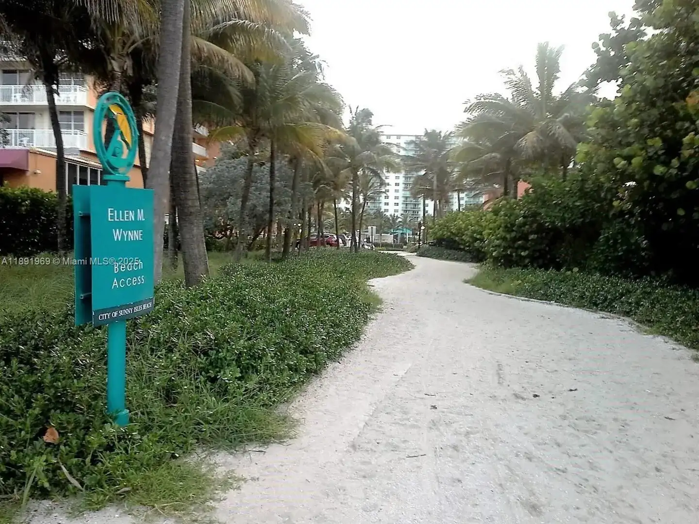 19370 Collins Ave # 1120, Sunny Isles Beach FL 33160 photo 4