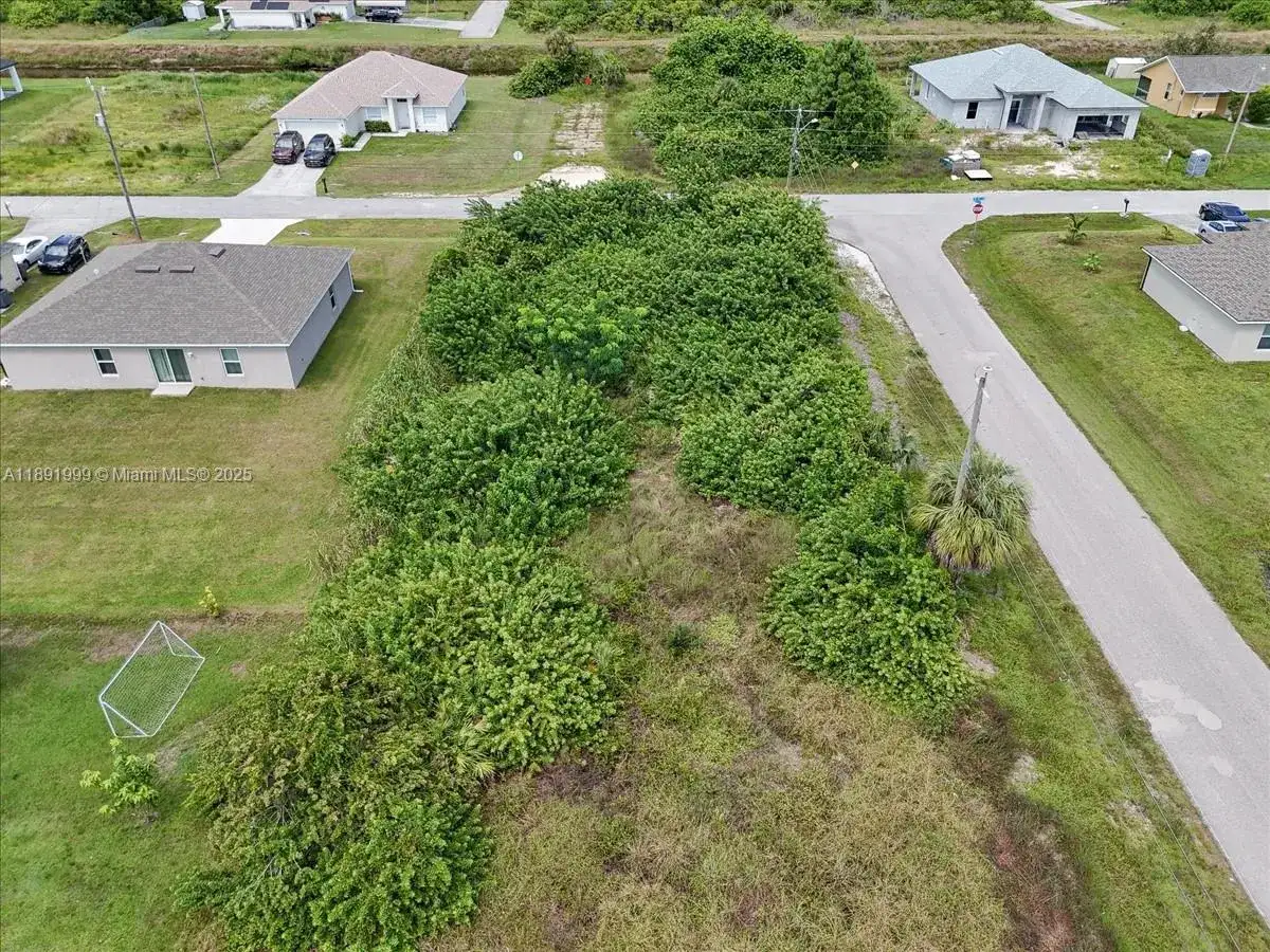 4201 15 ST SW, Lehigh Acres FL 33976 photo 5