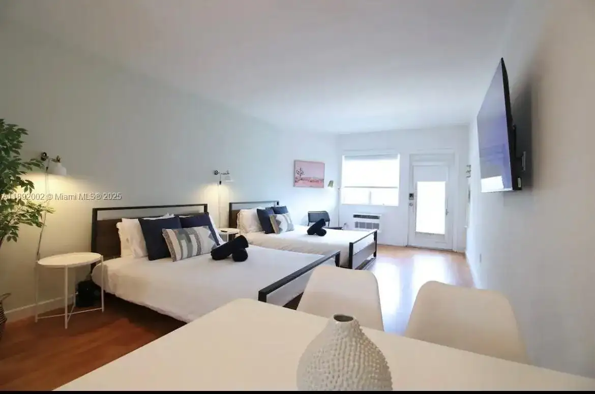 7721 Harding Ave # 9, Miami Beach FL 33141 photo 3