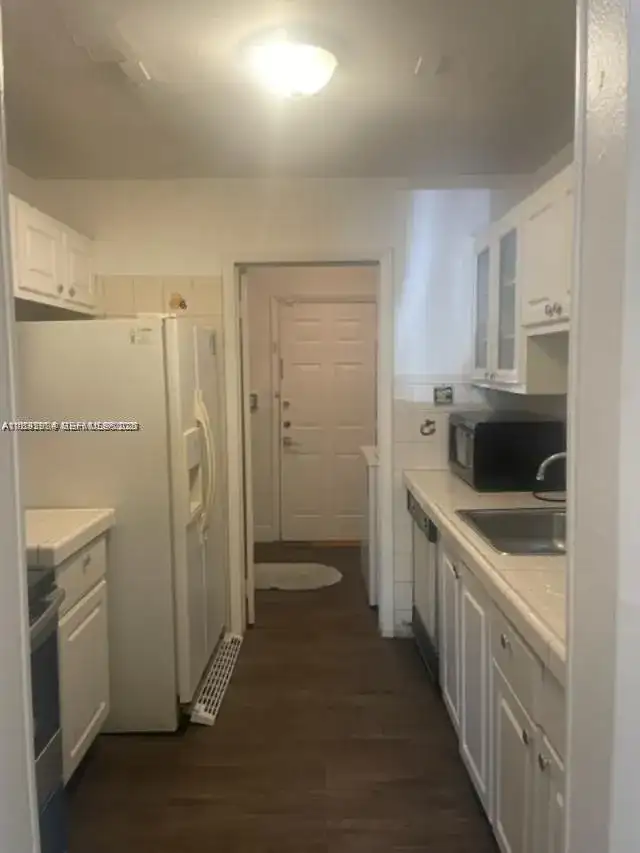 2993 NW 191st Ter, Miami Gardens FL 33056 photo 2