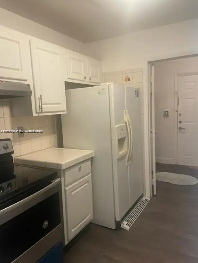 2993 NW 191st Ter, Miami Gardens FL 33056 photo 3