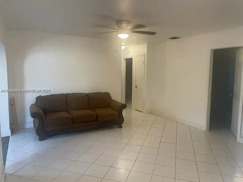 2993 NW 191st Ter, Miami Gardens FL 33056 photo 4